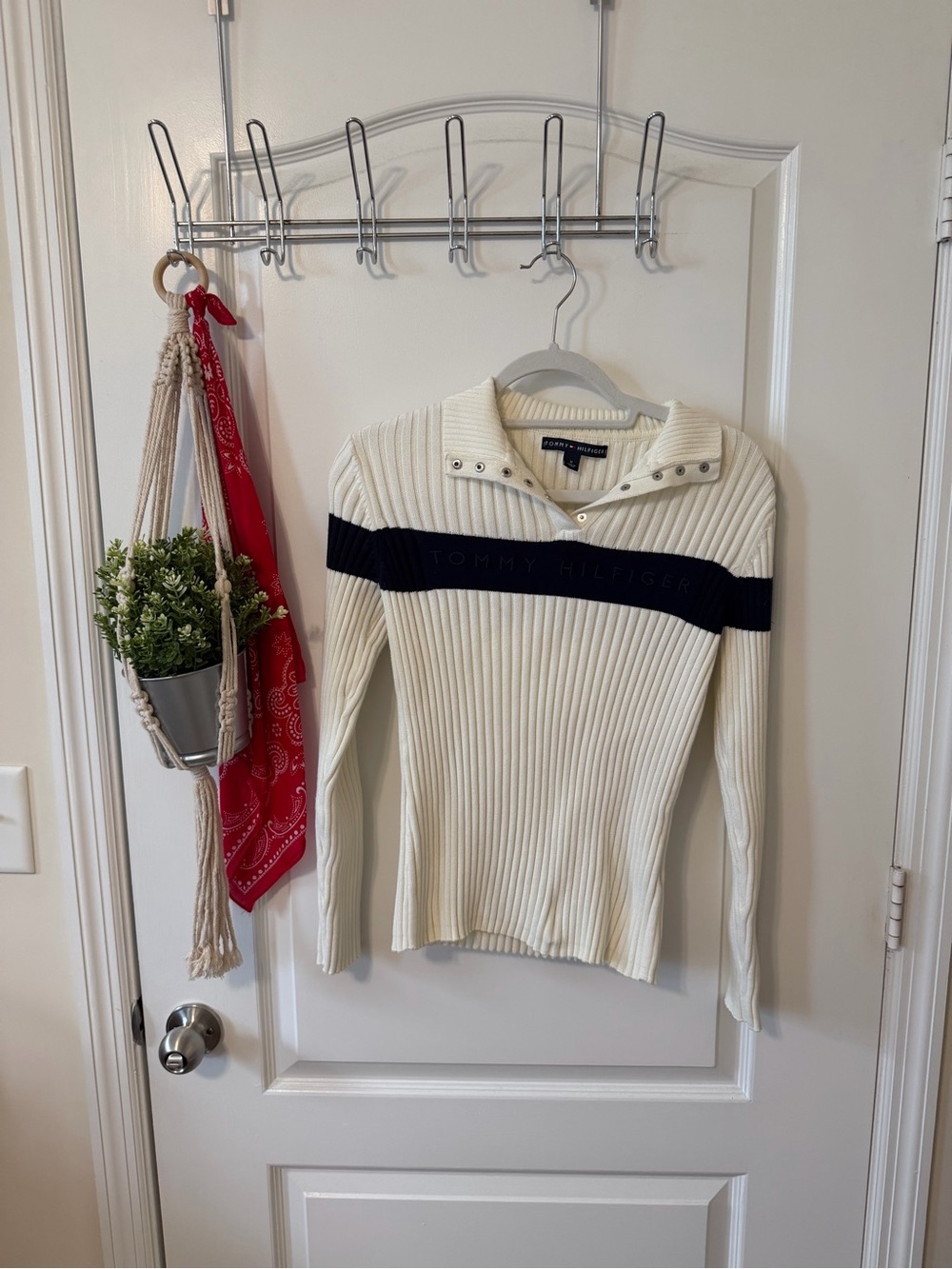 Vintage Tommy Hilfiger Cream Ribbed Sweater with Navy Chest Stripe